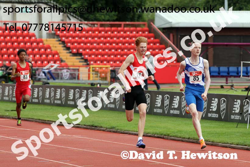 Junior boys 800 metres, English Schools Track and Field. Photo: David T. Hewitson/Sports for All Pics